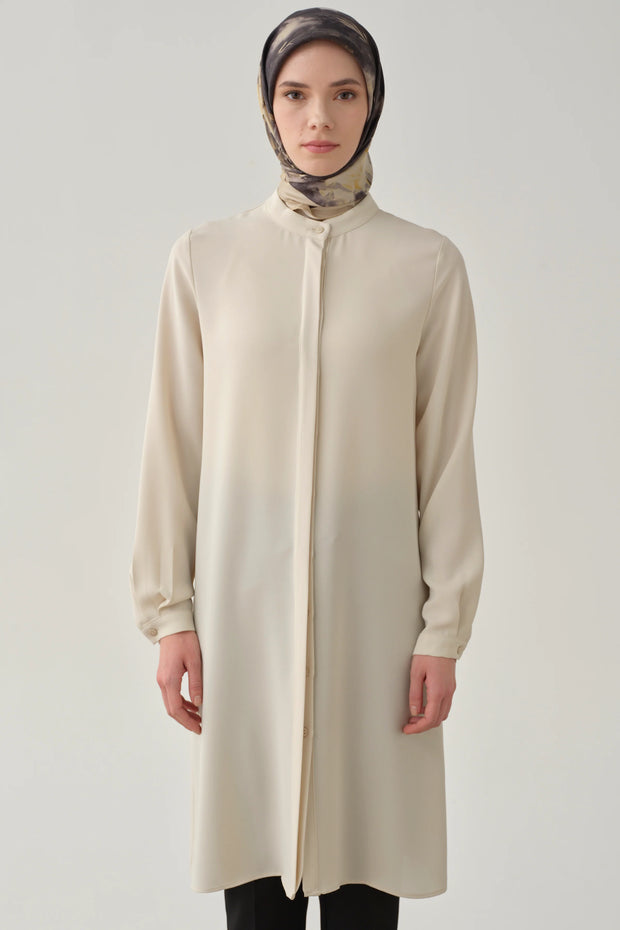 Tunique Minimaliste Col Mao Femme Voilée - Style Épuré & Chic | Anika