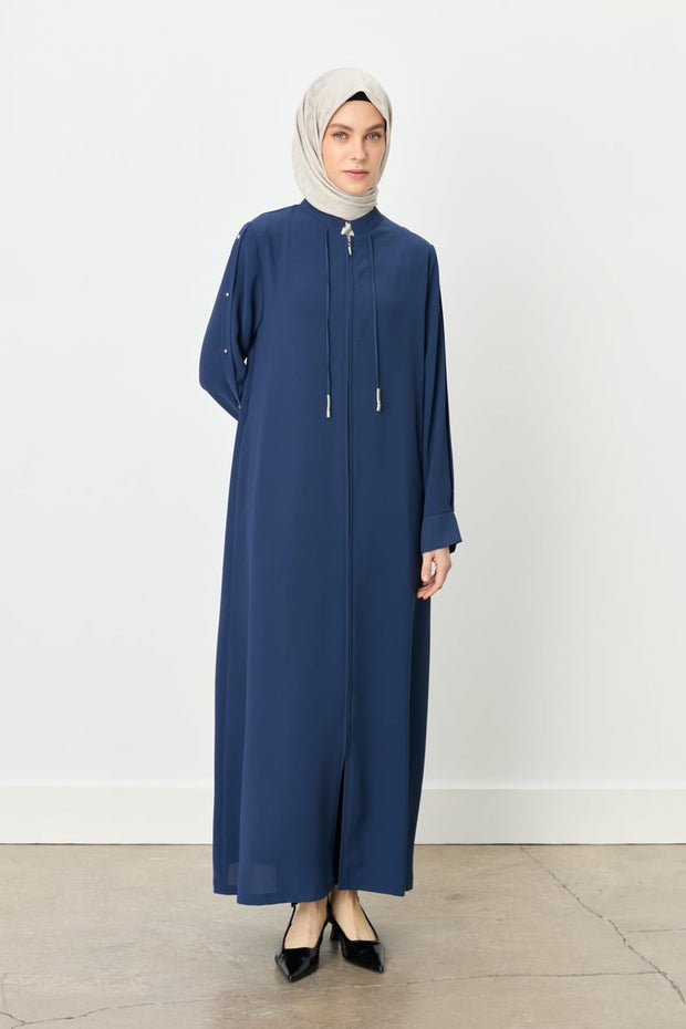 Abaya Nihan Col Juge & Manches Détaillées - Élégance Structurée Femme Voilée | Anika