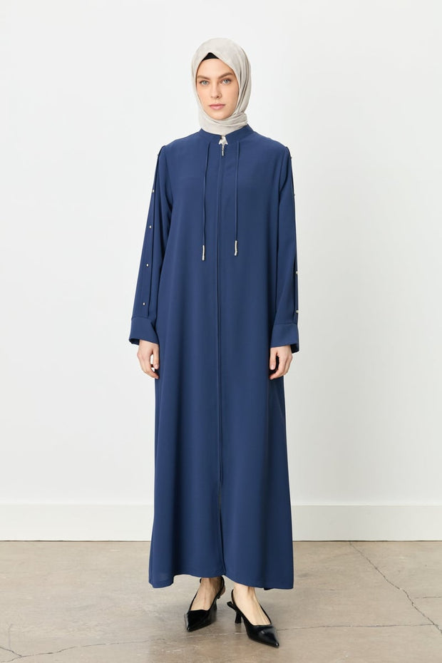 Abaya Nihan Col Juge & Manches Détaillées - Élégance Structurée Femme Voilée | Anika